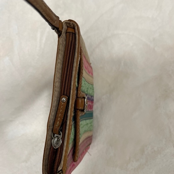 3/$25 Sale🎈Fossil Canvas & Leather trim Brown Crossbody Bag - Picture 6 of 8